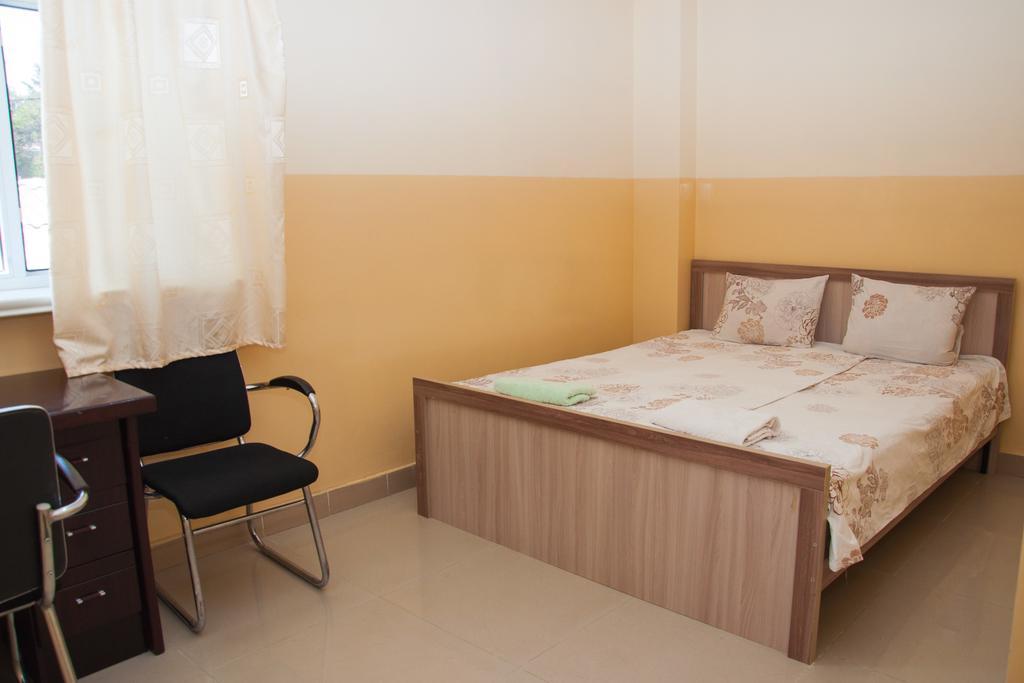 Sakura Guesthouse Bishkek Exterior foto
